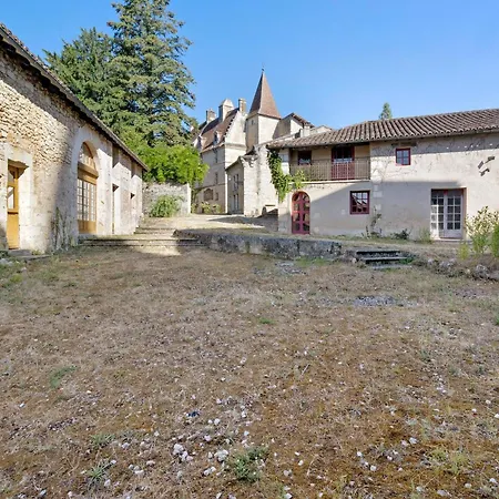 L'evêque En Périgord Château-lʼÉvêque