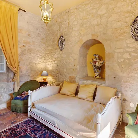 L'evêque En Périgord Château-lʼÉvêque