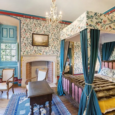 L'evêque En Périgord 3* Château-lʼÉvêque
