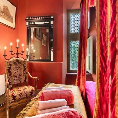 L'eveque En Perigord Bed & Breakfast 3*